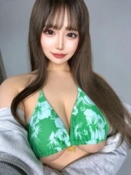 抱けるグラビアアイドル🖤 日記