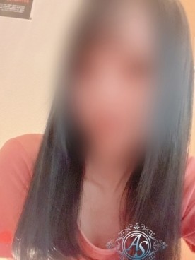 ユイ