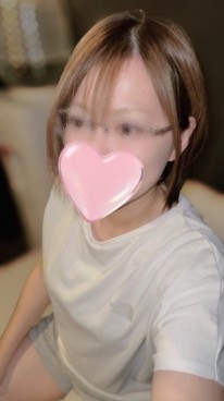 山岸 ゆい