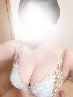 つきの