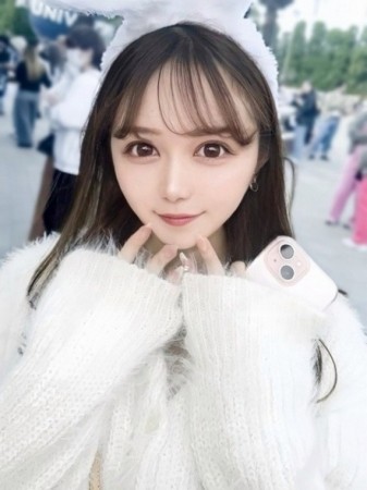 《体験入店初日》Ｈカップ女子大生！！ふとした仕草と笑顔にドキッ！！『りりさ姫』