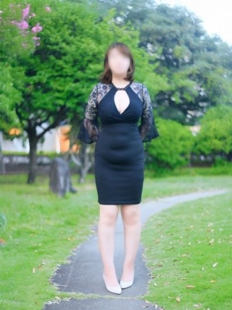 11月の新人情報　山下 れい(43)　10月14日入店